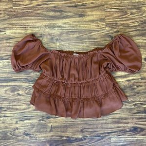 Astr puff sleeve blouse.  Size XL, color nutmeg.